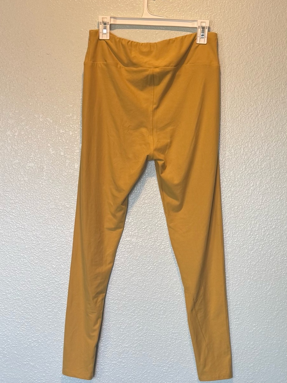 GUC Lularoe women t&c 12-18 Stretch Leggings — Bottoms